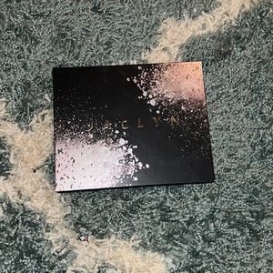 Jaclyn Cosmetics eyeshadow palette gently used